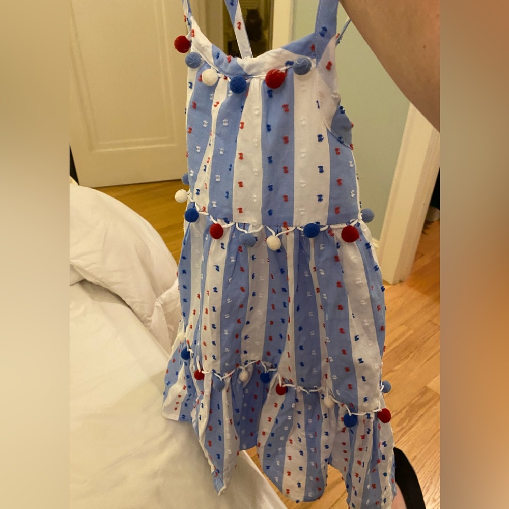 Uec Tommy bahama brand girls dress size 4. Red,white,and blue